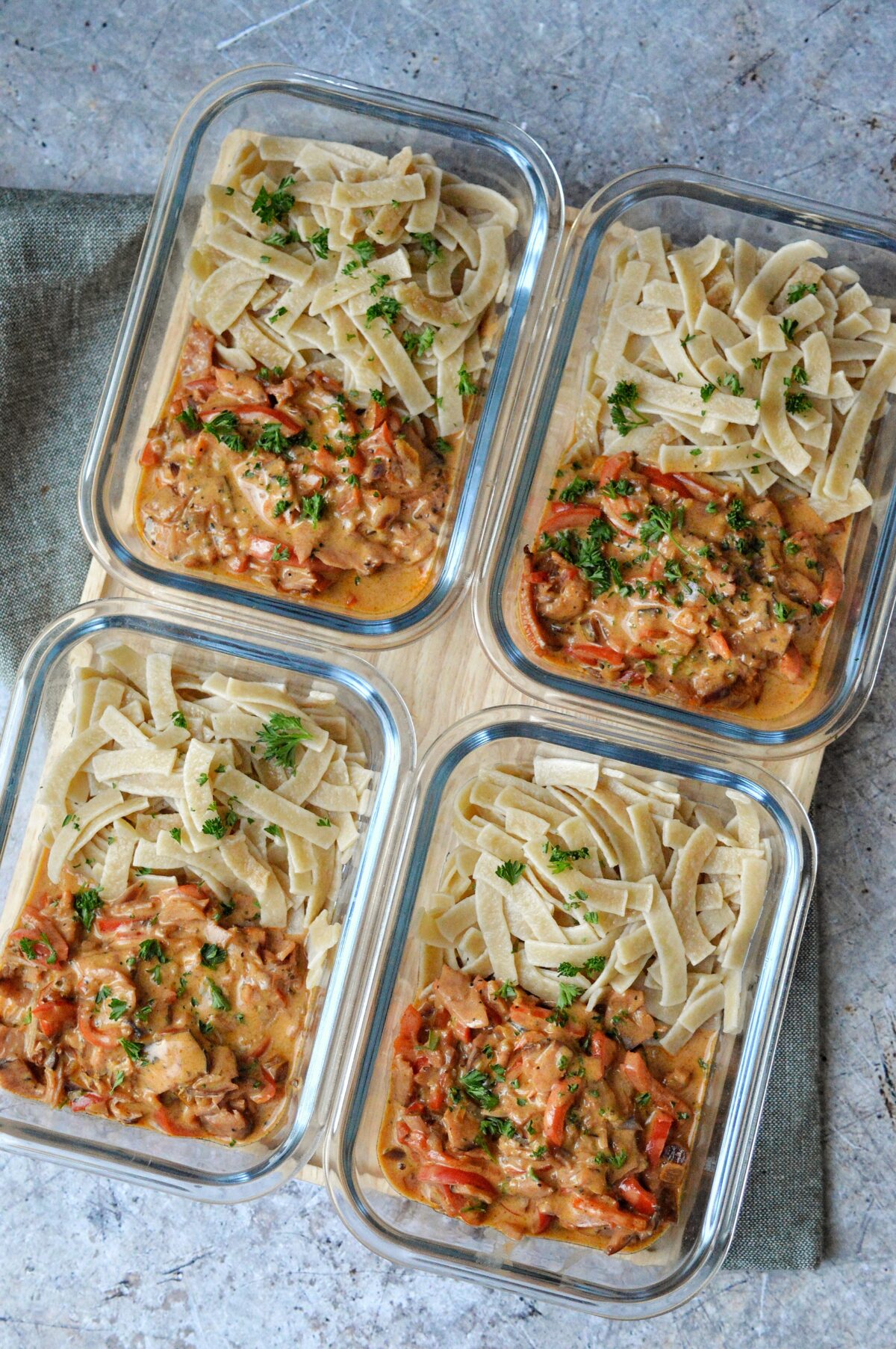 Pastasås med bacon & paprika