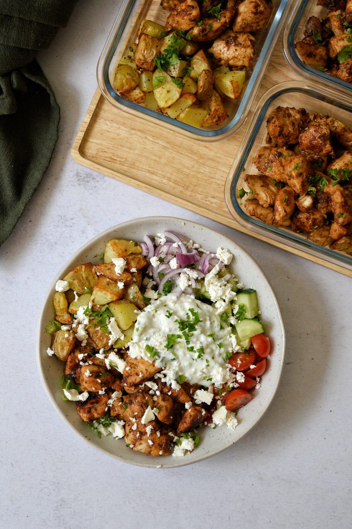 Grekisk kycklingbowl med färskpotatis