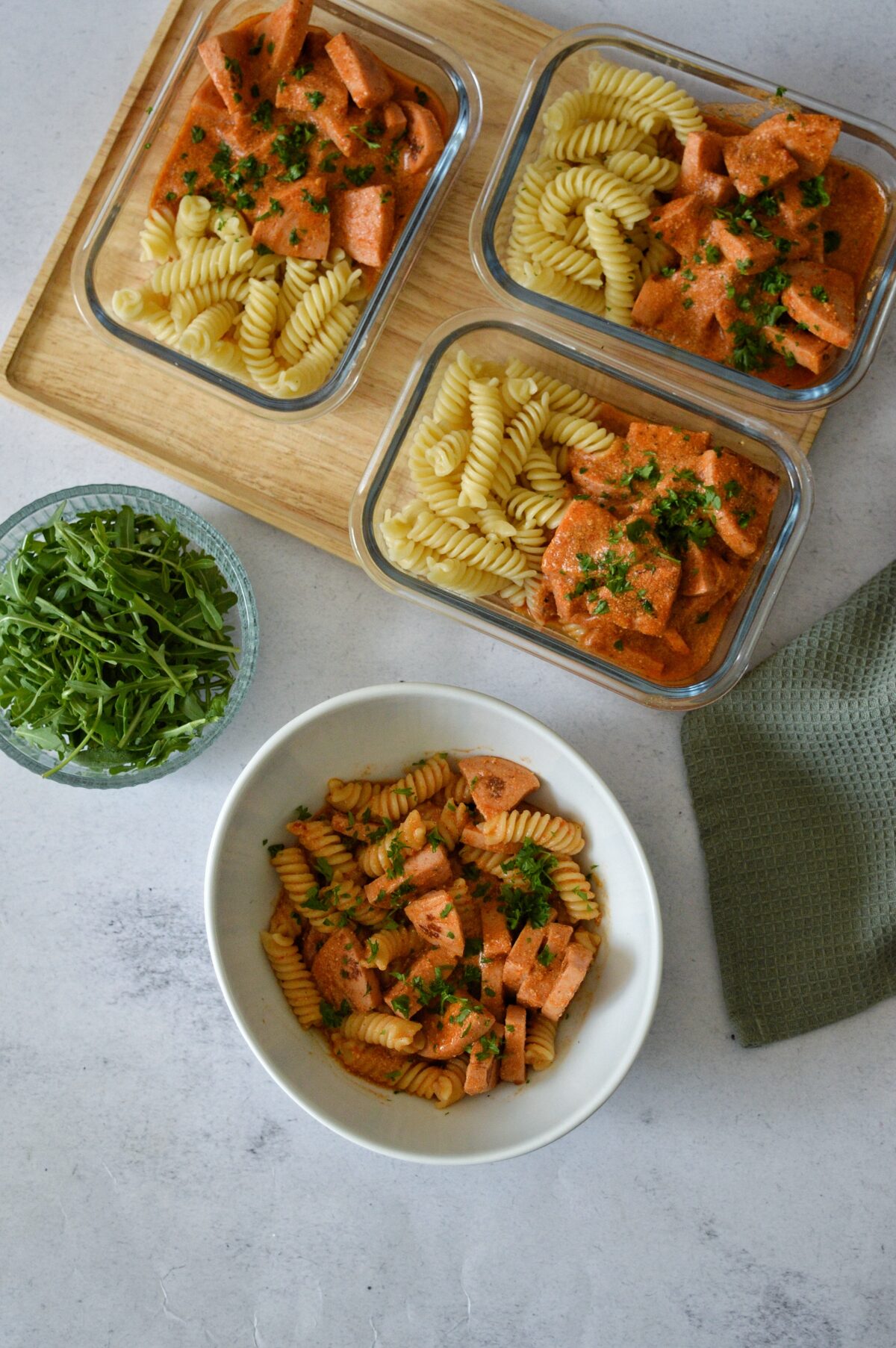 Pastasås med falukorv & ajvar relish